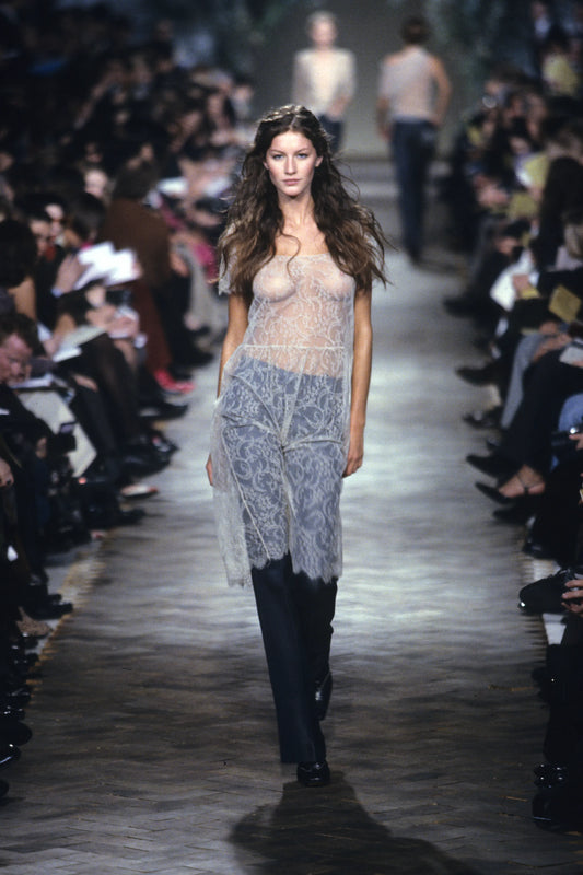 Chloé Fall Winter 1999 Runway Lace Dress
