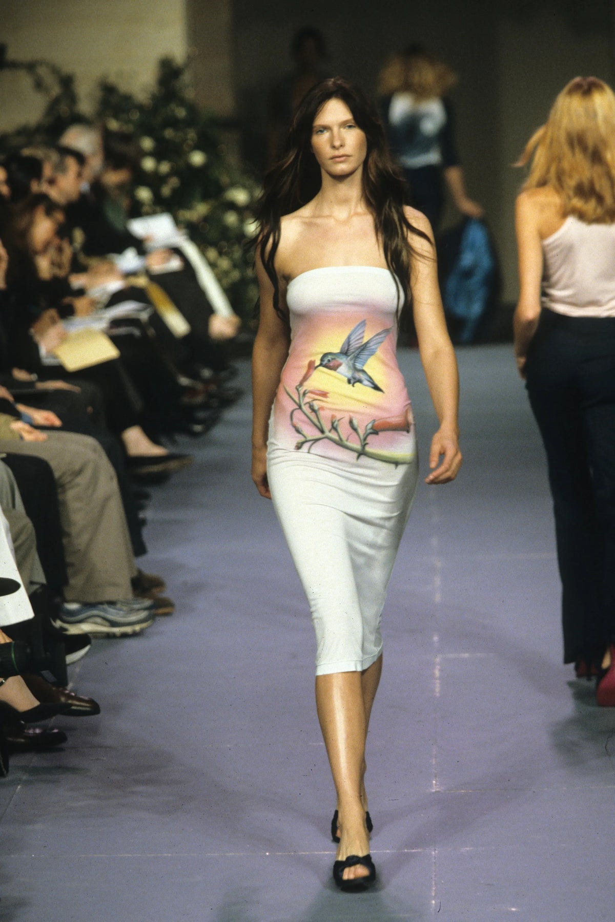 Reference: Chloé Spring Summer 1999 Ready-to-Wear look 036 — hummingbird graphic (Christina Kruse)