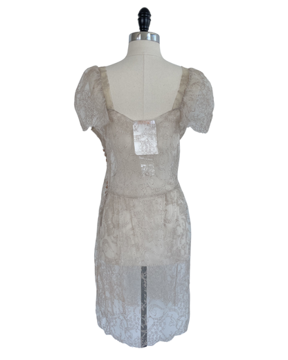 Chloé Fall Winter 1999 Runway Lace Dress