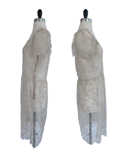 Chloé Fall Winter 1999 Runway Lace Dress