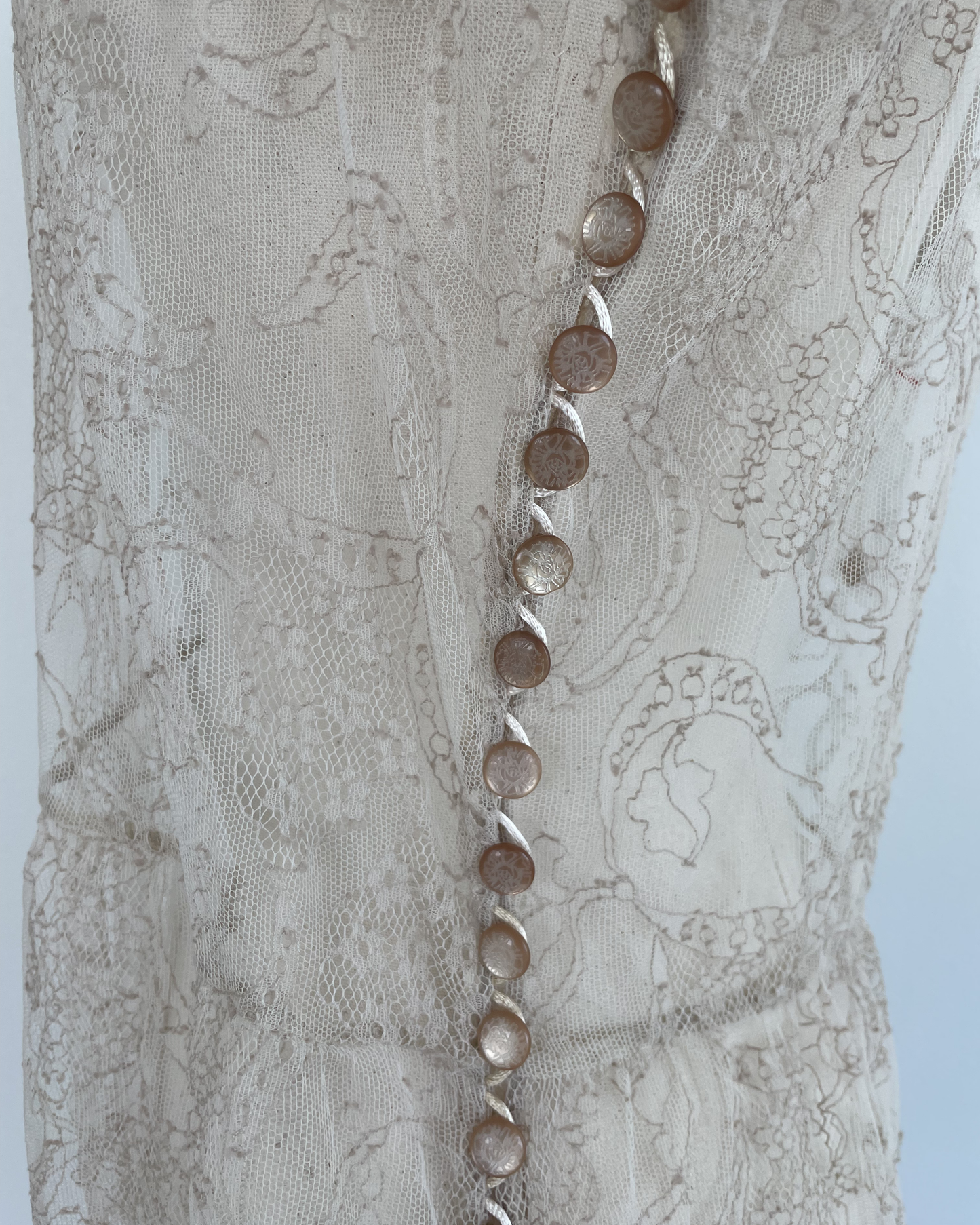 Chloé Fall Winter 1999 Runway Lace Dress