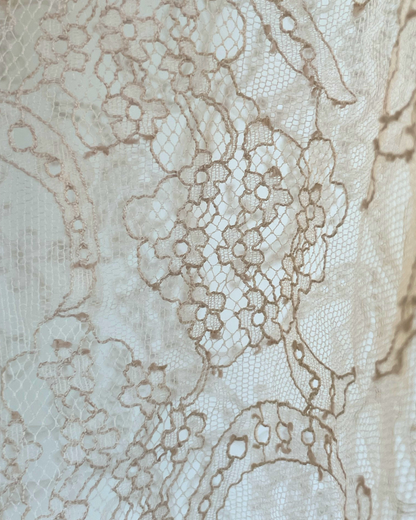 Chloé Fall Winter 1999 Runway Lace Dress