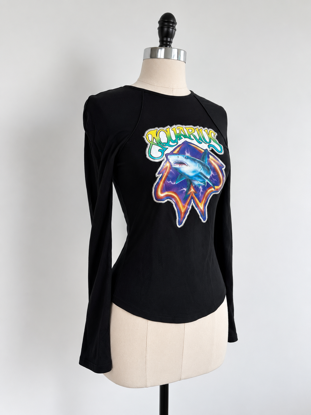 Side angle - Chloé FW 2000 Zodiac Aquarius T-Shirt