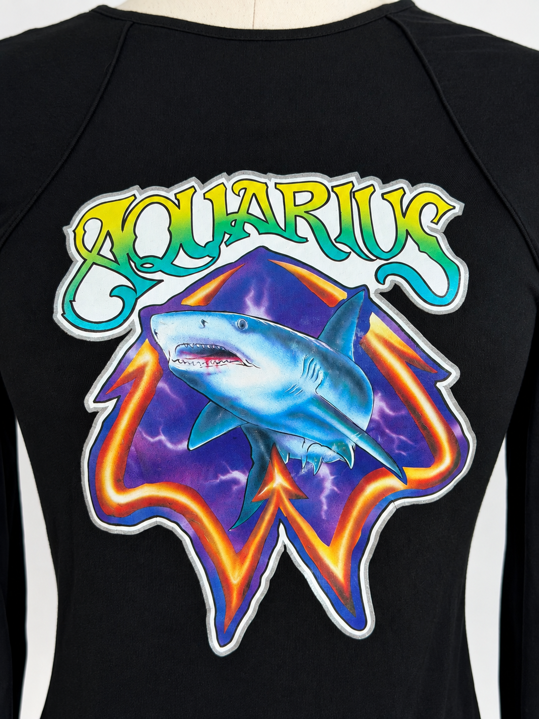 Graphic close-up - Chloé FW 2000 Zodiac Aquarius T-Shirt