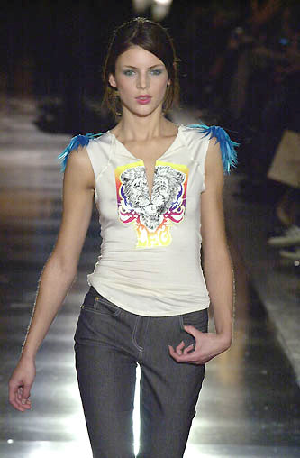 Reference: Chloé FW 2000 runway Zodiac series