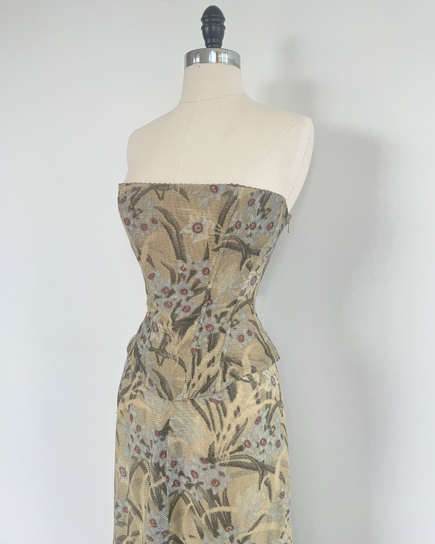 Chloé Spring Summer 2000 'I Love You' Linen Corset + Skirt Set